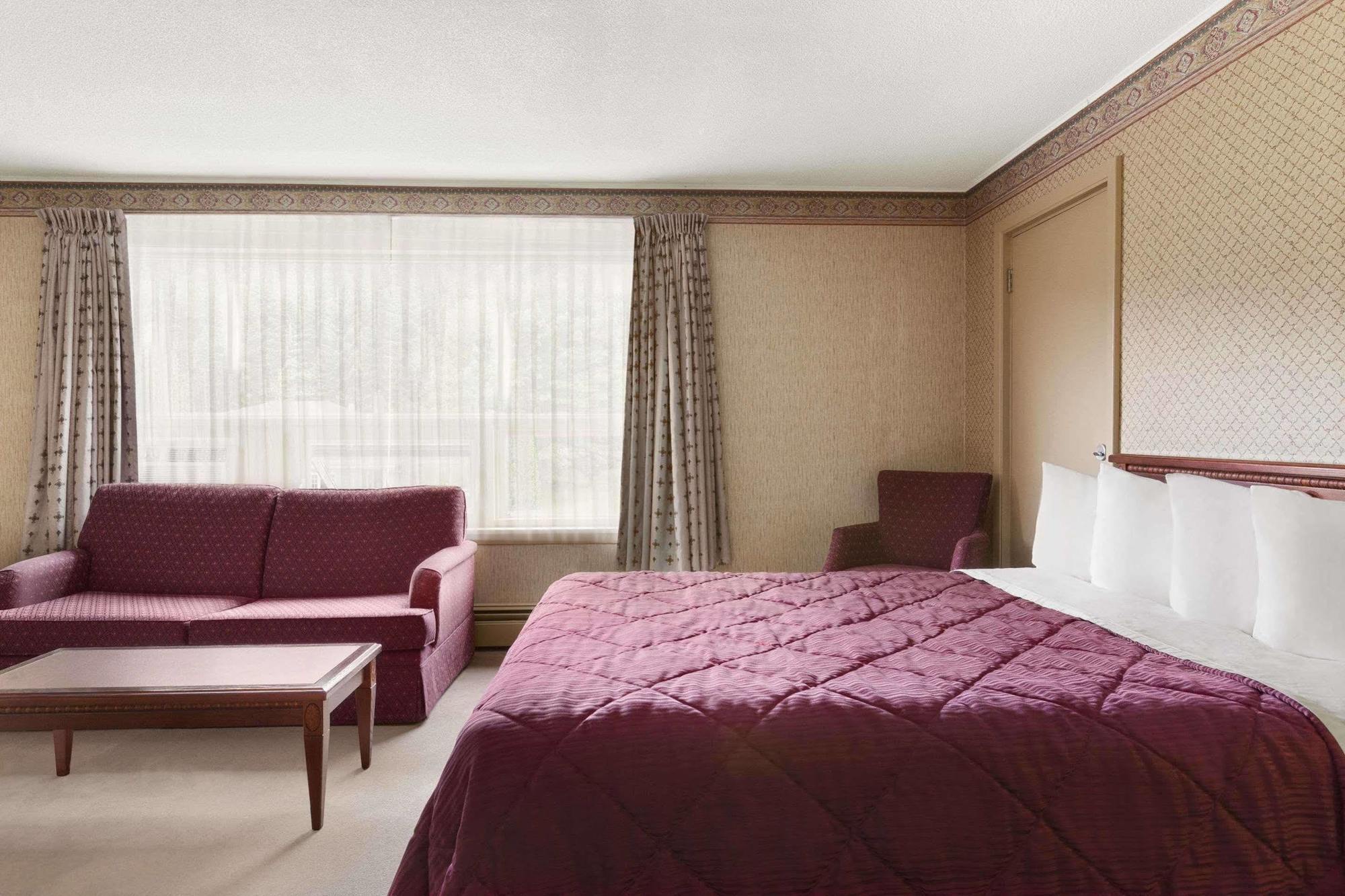 Travelodge By Wyndham Edmundston Extérieur photo